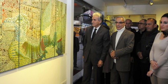 FİKRET OTYAM SANAT GALERESİ'NDE "DİNLER 4 MİLYON 500 BİN EURO" İSİMLİ SERGİ