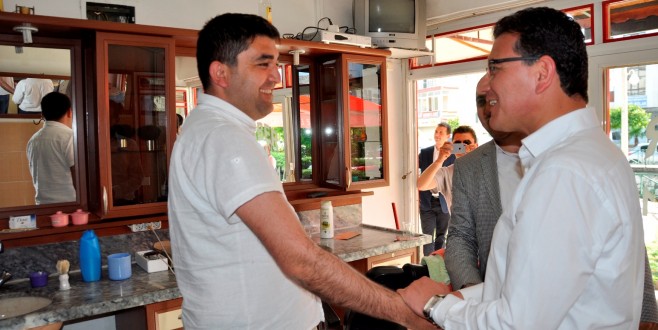 Finike Esnafından Uslu’ya Tam Destek