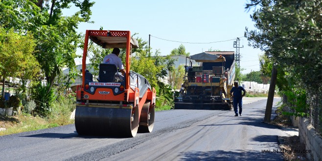  GÖLLER CADDESİ’NE 300 TON ASFALT