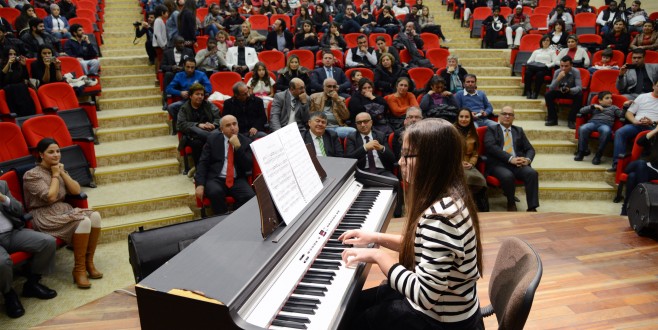 GÖNÜLLÜLER YENİ YILI KUTLADI