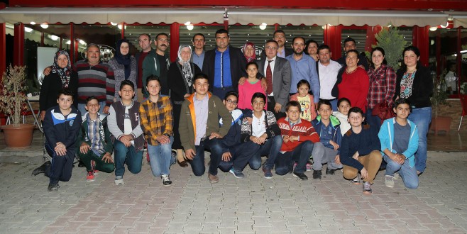 HALK DANSLARININ VAZGEÇİLMEZ ŞAMPİYONU, AKSU