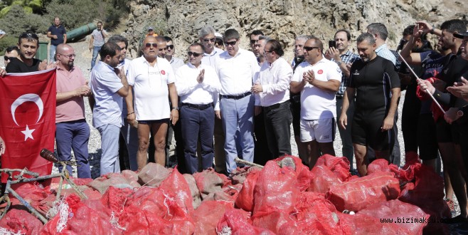 Konyaaltı’nda Deniz Temizliği Yapıldı