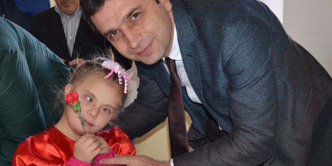 Köse, Elmalı’da engellilerle bir araya geldi
