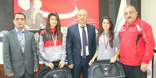 Muay Thai Şampiyonlarından Ziyaret