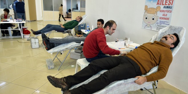 Muratpaşa Belediyesi’nden kan bağışı kampanyası