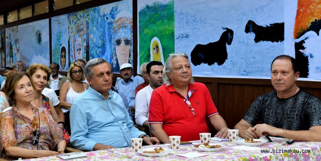 Muratpaşa Fikret Otyam’ı Türkülerle Andı