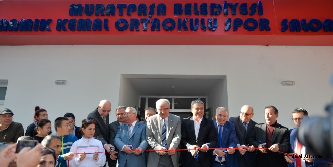 NAMIK KEMAL ORTAOKULU SPOR SALONU TÖRENLE AÇILDI