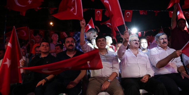 Nöbet Çığ Gibi Büyüyor