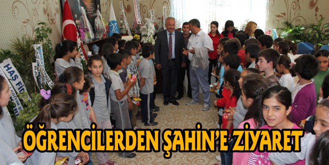 ÖĞRENCİLERDEN ŞAHİN’E ZİYARET