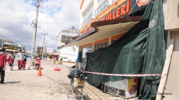 Otomobil Fırına Daldı: 1 Ölü, 3 Yaralı