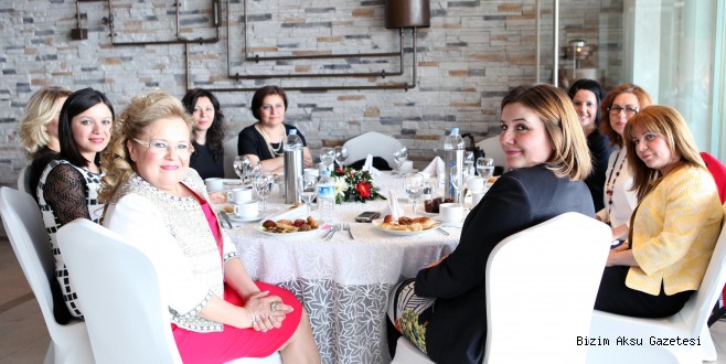 ÖZEL KALEMLER YEMEKTE BULUŞTU