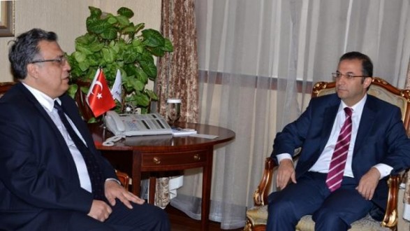 Rus Büyükelçi Karlov'dan Antalya Valiliğine Ziyaret