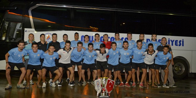 Şampiyon U17’ler Fenerbahçe’yle Dostluk Maçında