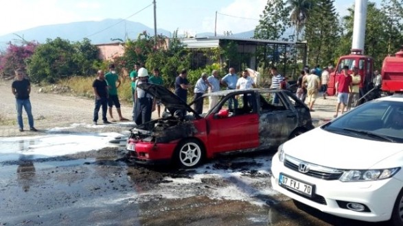 Seyir Halindeki Araç Yandı