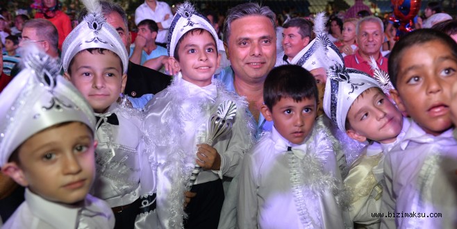 SÜNNET ŞÖLENİ İKİ MAHALLEDE BİRDEN
