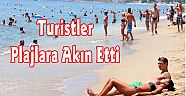 Alanya'da Turistler Plajlara Akın Etti