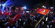  Antalya Kırmızı Beyaza Boyandı