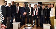 BAŞKAN UYSAL, ANTALYASPOR BAŞKANI ÖZTÜRK’Ü AĞIRLADI