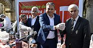 BAŞKAN UYSAL’DAN NAR ÜRETİCİSİNE DESTEK ANTALYA’YA HİZMET