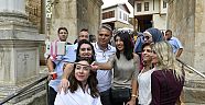 BAŞKAN UYSAL KALEİÇİ REHBERLİĞİ YAPTI