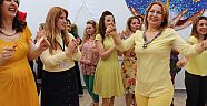 Büyükşehir’den annelere şarkılı türkülü eğlence