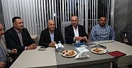 Çavuşoğlu, esnaflarla bir araya geldi