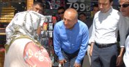 Çavuşoğlu’dan esnaf ziyareti..