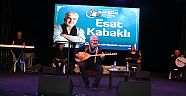  Esat Kabaklı’dan Muhteşem Konser