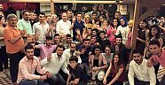 İLK OY İLK AŞK GİBİDİR. İLK AŞKINIZ DA, SON AŞKINIZ DA AK PARTİ OLSUN