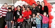 “KONGED, ENGELSİZ MİNKLERİN YANINDA”