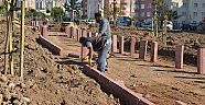 KONYAALTI 23 NİSAN PARKI’NA 115 AĞAÇ DİKİLDİ