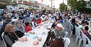 Önce iftar sonra tiyatro