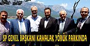 SAADET PARTİSİ GENEL BAŞKANI KAMALAK YÖRÜK PARKINDA