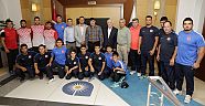 Şampiyon Güreşçilerden Türel’e Ziyaret