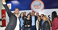 SÜMER, GENÇLERLE BULUŞTU