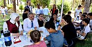VALİ KARALOĞLU ÇOCUK EVLERİ, HUZUREVİ VE AİLELERİ ZİYARET ETTİ