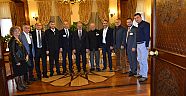 VALİ KARALOĞLU VAN KÜLTÜR VE DAYANIŞMA VAKFI YÖNETİCİERİNİ KABUL ETTİ
