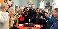 YAŞLI EVİ’NDE ERKEN YILBAŞI
