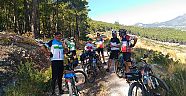 YOLDAŞLAR PEDAL CUMHURİYET BAYRAMI TURUNDA