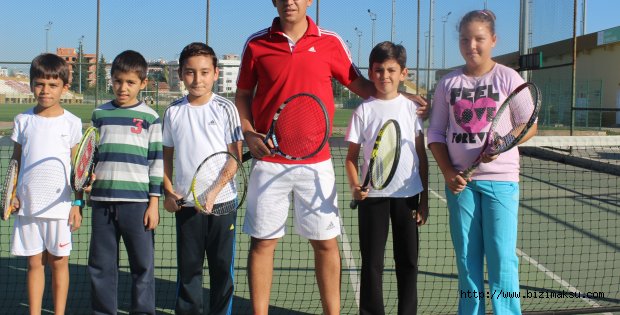 Tenis İl Birincileri’ni Arıyor