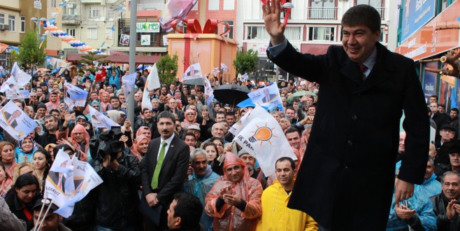 TÜREL ''BUNLARDA HERHALDE CAHİL CESARETİ VAR''