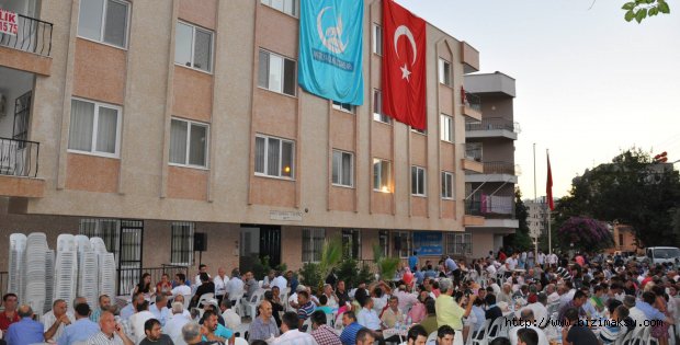 ÜLKÜ OCAKLARINDAN MUHTEŞEM İFTAR