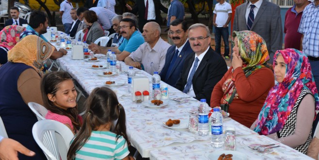 Vali Karaloğlu Vatandaşlarla İftarda Buluştu