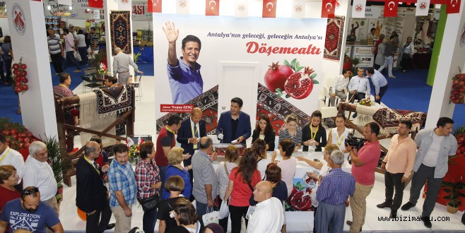 YÖREX Fuarının Yıldızı Döşemealtı